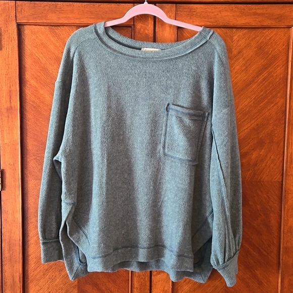 Zenana Outfitters Tops - Fleece top